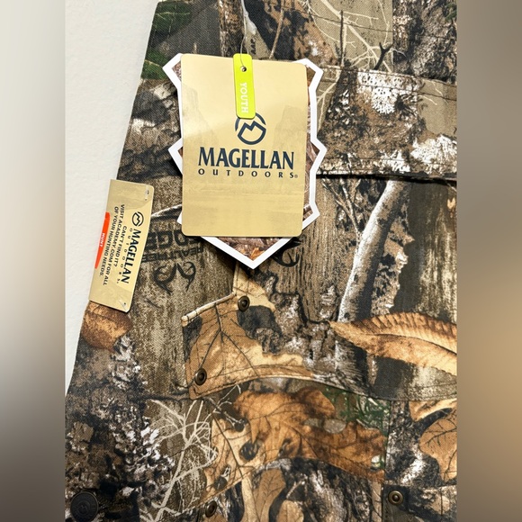 Magellan Outdoors Camo/Real
Tree Youth/Womens Overalls - Picture 6 of 7